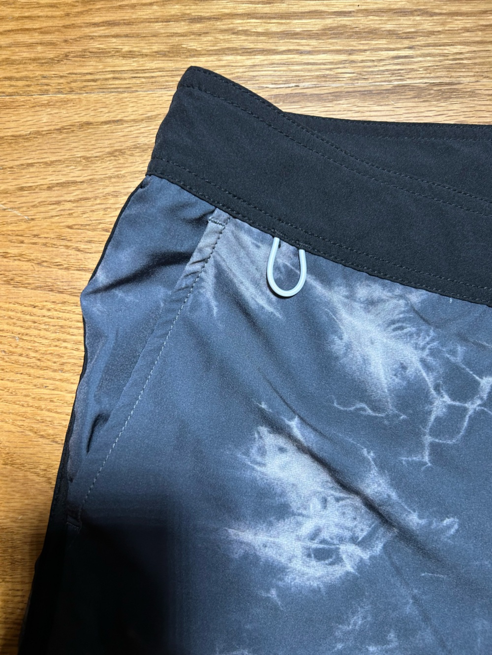 ZYIA Men’s Black & Gray Tie-Dye Swim Shorts Size XXL - Picture 5 of 9